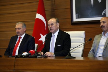 Kadir Topbaş'tan Kentsel Dönüşüm Ve Unesco İddiaları İle İlgili Açıklama