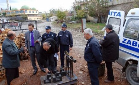 Kadirli Belediyesi Odun Ve Kömür Satan İşyerlerini Denetledi