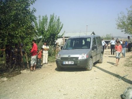 Kadirli'de İki Aile Arasında Silahlı Çatışma: 3 Yaralı