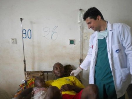 Kadirlili doktor: Orta Afrika Cumhuriyeti Sağlık Bakanı'nı muayene ettik