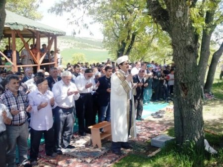 Kadışehri'nde vatandaşlar yağmur duasına çıktı