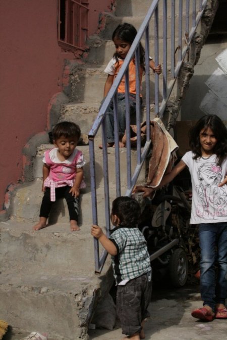 Kafası Sürekli Büyüyor