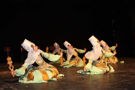 Kafkas dans gösterisi Sivaslıları büyüledi