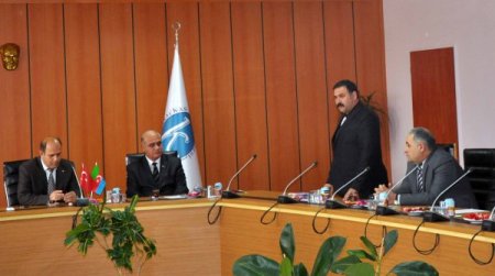 Kafkas Üniversitesi'ne Nahçıvan Muallimler Enstitüsü'nden ziyaret