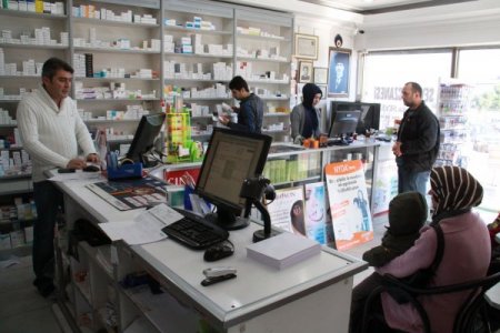 Kağıt reçete tarih oldu, e-reçete eczacılarla hastaları mutlu etti