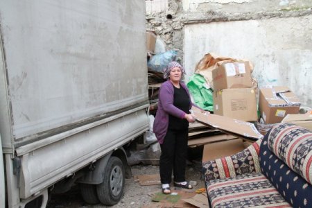 Kağıt toplayıp 4 çocuğuna bakan anne: Haberlere konu olunca hayatım karardı