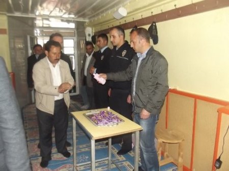 Kağızman İlçe Emniyet Müdürlüğü, şehitler için mevlit okuttu