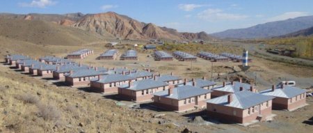 Kağızman’da afet konutları hak sahiplerine teslim ediliyor