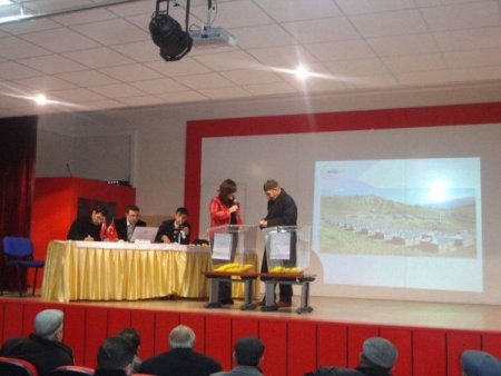 Kağızman’da afet konutları hak sahiplerine teslim ediliyor