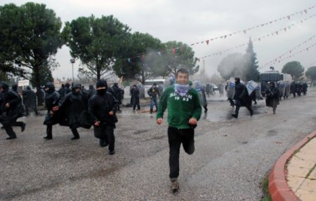 Kahramanmaraş polisinin yaptığı tatbikat gerçeğini aratmadı