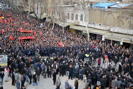 Kahramanmaraş şehit polis memurunu dualarla uğurlandı