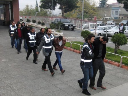 Kahramanmaraş'ta 12 kilogram esrar ele geçirildi