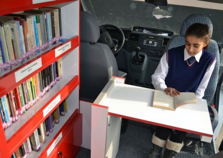 Kahramanmaraş'ta modernize edilen gezici kütüphane hizmete girdi