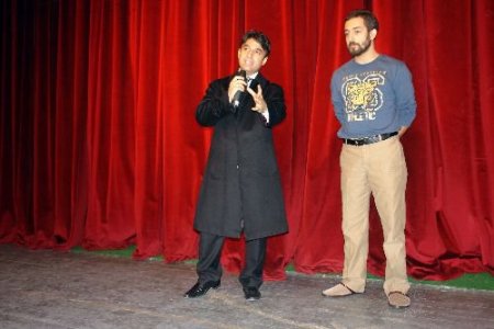 Kahtalı Çocuklar Tiyatro İle Tanıştı