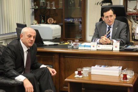 Kalandze: Komşularımızla ilişkileri geliştirmek için yeni adımlar atılacak