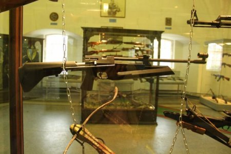 Kalaşnikof’un özel koleksiyonu görücüye çıktı