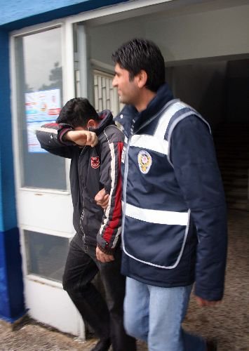 Kalpazanlar Muhasebe Bürosunda Para Basmış!