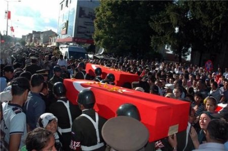 Kaman'da İki Şehit Toprağa Verildi