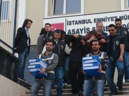 Kameralı Takiple İzlenen Oto Çetesi Çökertildi