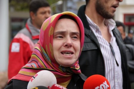 Kameraman Ünal: Tek bir battaniyeyle yerde, betonda yattım