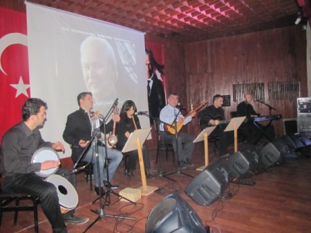 Kamil Sönmez eserleri ile anıldı