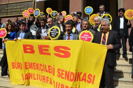 Kamu çalışanlarından davullu zurnalı ‘hak gaspı’ eylemi