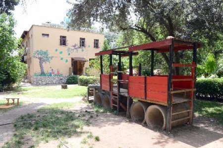 Kamu kurumunun bahçesindeki özel kreşin tahliyesi velileri üzdü