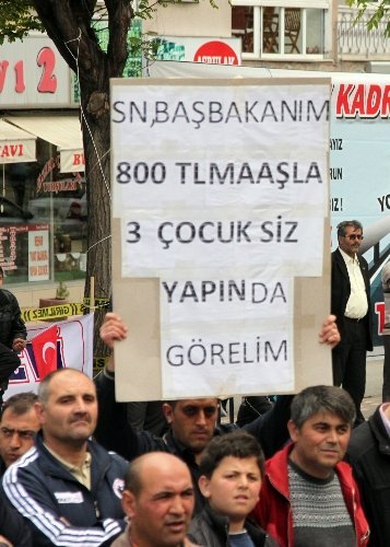 Kamuda çalışan taşeron işçiler kadro istedi