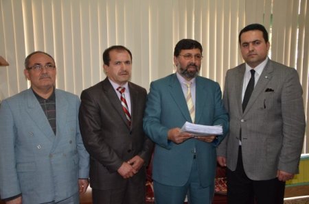 Kamuda kıyafet özgürlüğü için Kozan’dan 5 bin imza