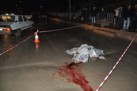 Kamyonun altında kalan genç kadın, feci şekilde can verdi