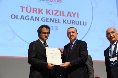 Kan rekoru kıran üniversite, altın madalya ile ödüllendirildi