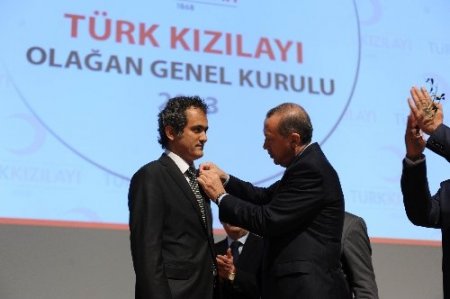 Kan rekoru kıran üniversite, altın madalya ile ödüllendirildi