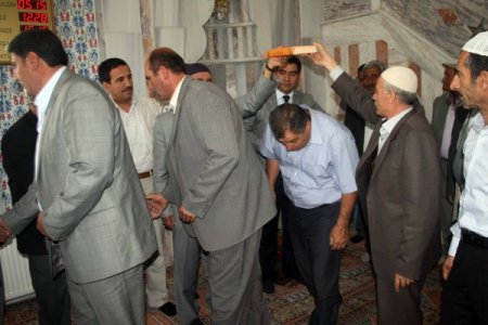 Kanaat Önderleri, Bulanık'ta Aralarında Husumet Bulunan İki Aileyi Barıştırdı