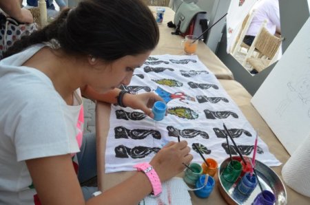 Kanadalı gelin Eyüboğlu: Gençlerin ilgisi, yazmacılığı Anadolu'da yaşatacaktır