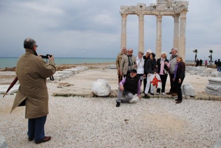 Kanadalılar kültür turuna çıkmada Antalya'yı tercih ediyor