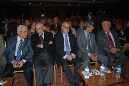 Kanadoğlu: Açlık grevine bir sonuç almak için girişmek kabul edilemez