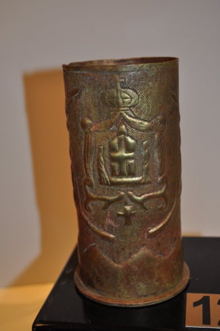 Kandil ışığında parça parça dikilen 90 yıllık Türk bayrağı