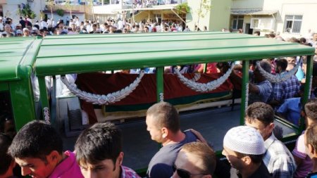 Kanlı Kuyumcu Soygununda Hayatını Kaybeden Genç Toprağa Verildi