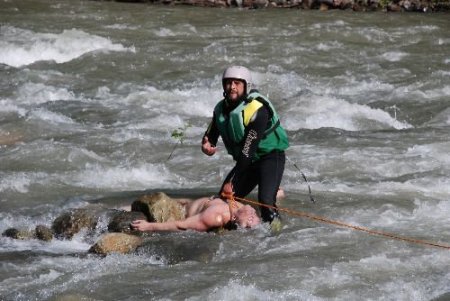 Kano Yaparken Dereye Düşen Rus Sporcu Ölü Bulundu
