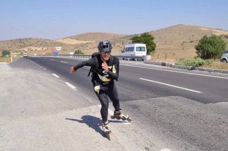 Kanser Hastaları İçin Patenle 6 Bin 500 Kilometre Yol Kat Edecek