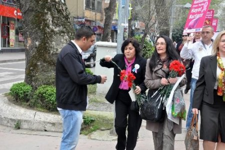 Kansere karşı bandolu yürüyüş