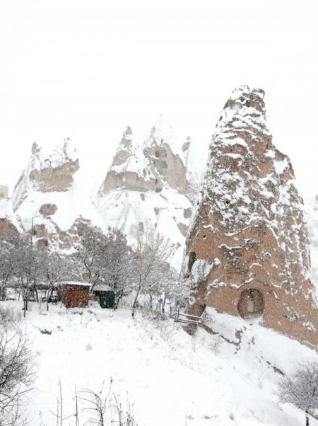 Kapadokya, kar ve sis altında bir başka güzel