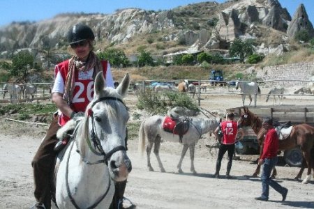 Kapadokya'da Atlı Dayanıklılık Yaz Kupası yarışmaları başladı