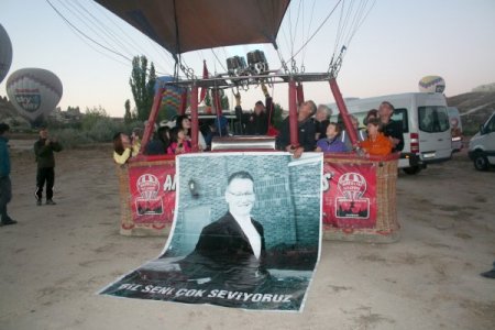 Kapadokya'yı gezemeden hayatını kaybeden sporcuyu baloncular unutmadı