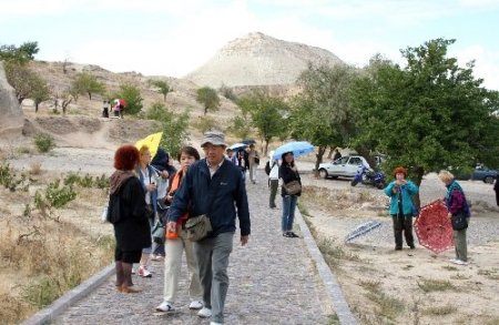Kapadokya’yı Nisan ayında 264 bin turist ziyaret etti