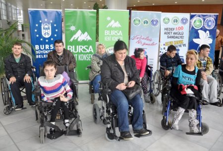 Kapaklar toplandı, engellilerin yüzü güldü