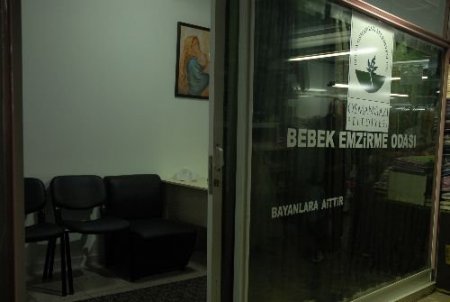 Kapalı Çarşı Esnafı, Müşterileri İçin Bebek Emzirme Odası Açtı