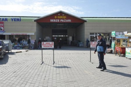 Kapalı pazar yeri düzenlendi