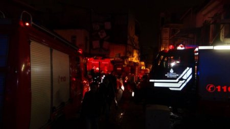Kapalıçarşı'da yangın çıktı