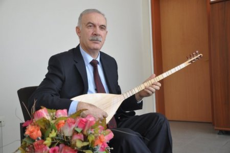 Kaplan: 'Yürüyorum Dikenlerin Üstünde' türküsü 12 Eylül için yazıldı